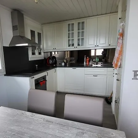 Chalet Au Bord Du Lac Leman