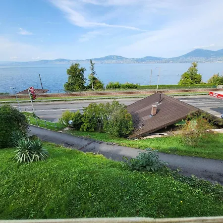 Chalet Au Bord Du Lac Leman *
