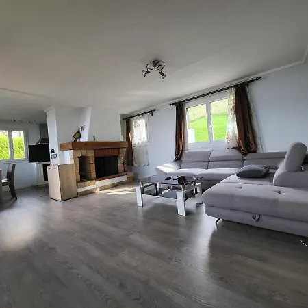 Chalet Au Bord Du Lac Leman בקתה Le Bouveret